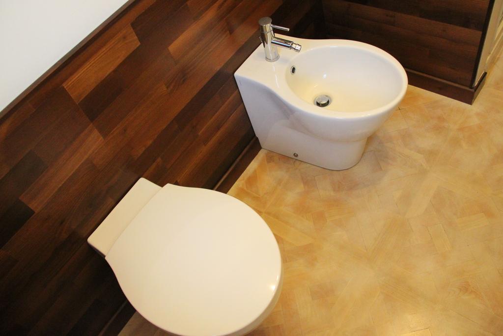La Mansarda Di Legno Apartment Торино Стая снимка
