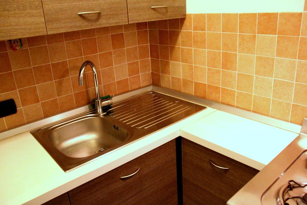 La Mansarda Di Legno Apartment Торино Стая снимка