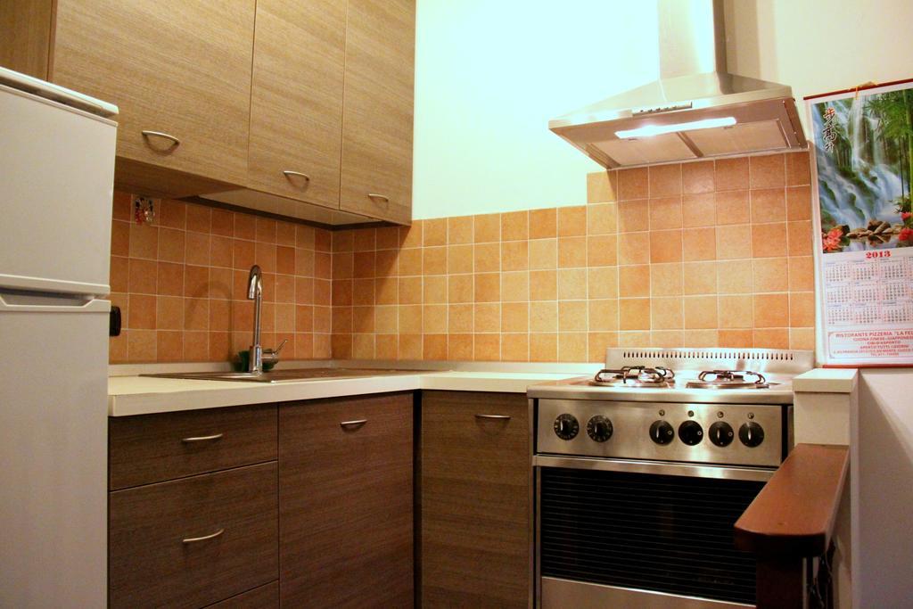 La Mansarda Di Legno Apartment Торино Стая снимка